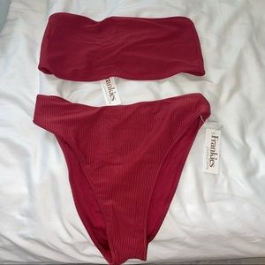 Frankie’s ribbed bikini